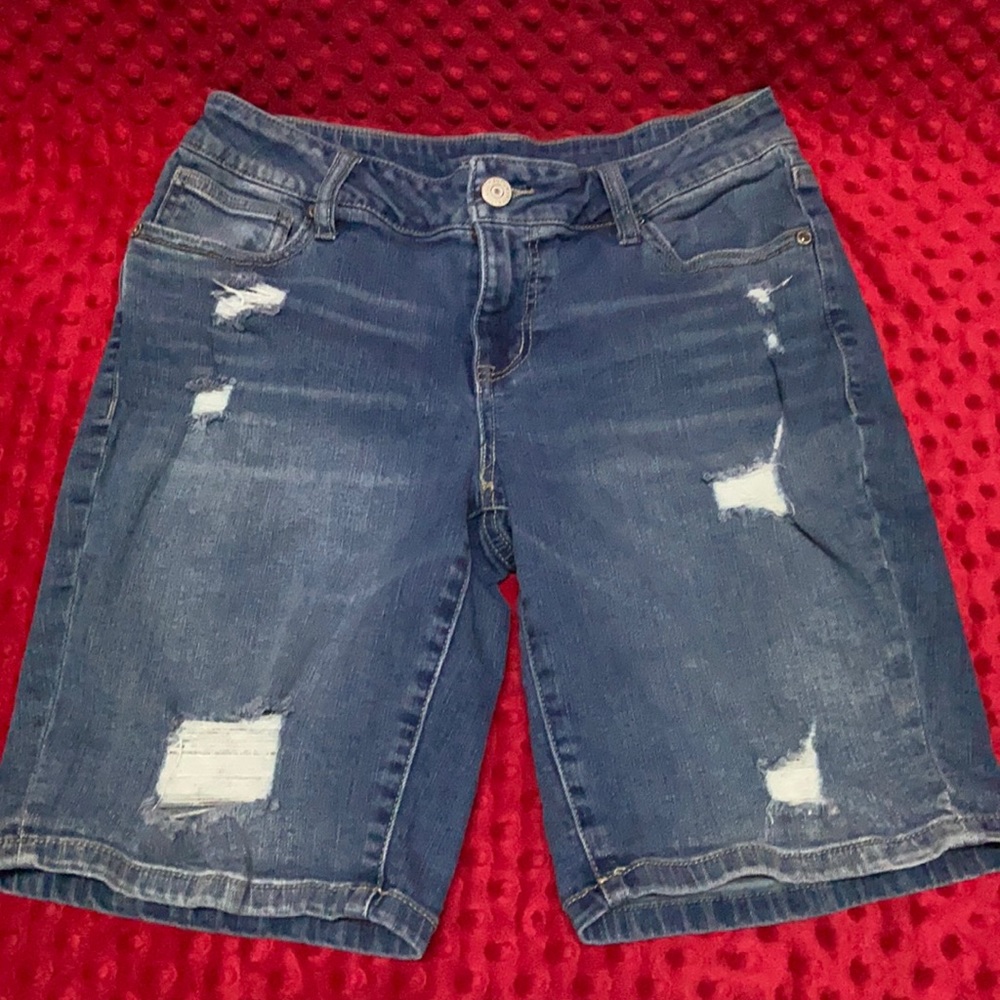 Maurice’s shorts sz 6